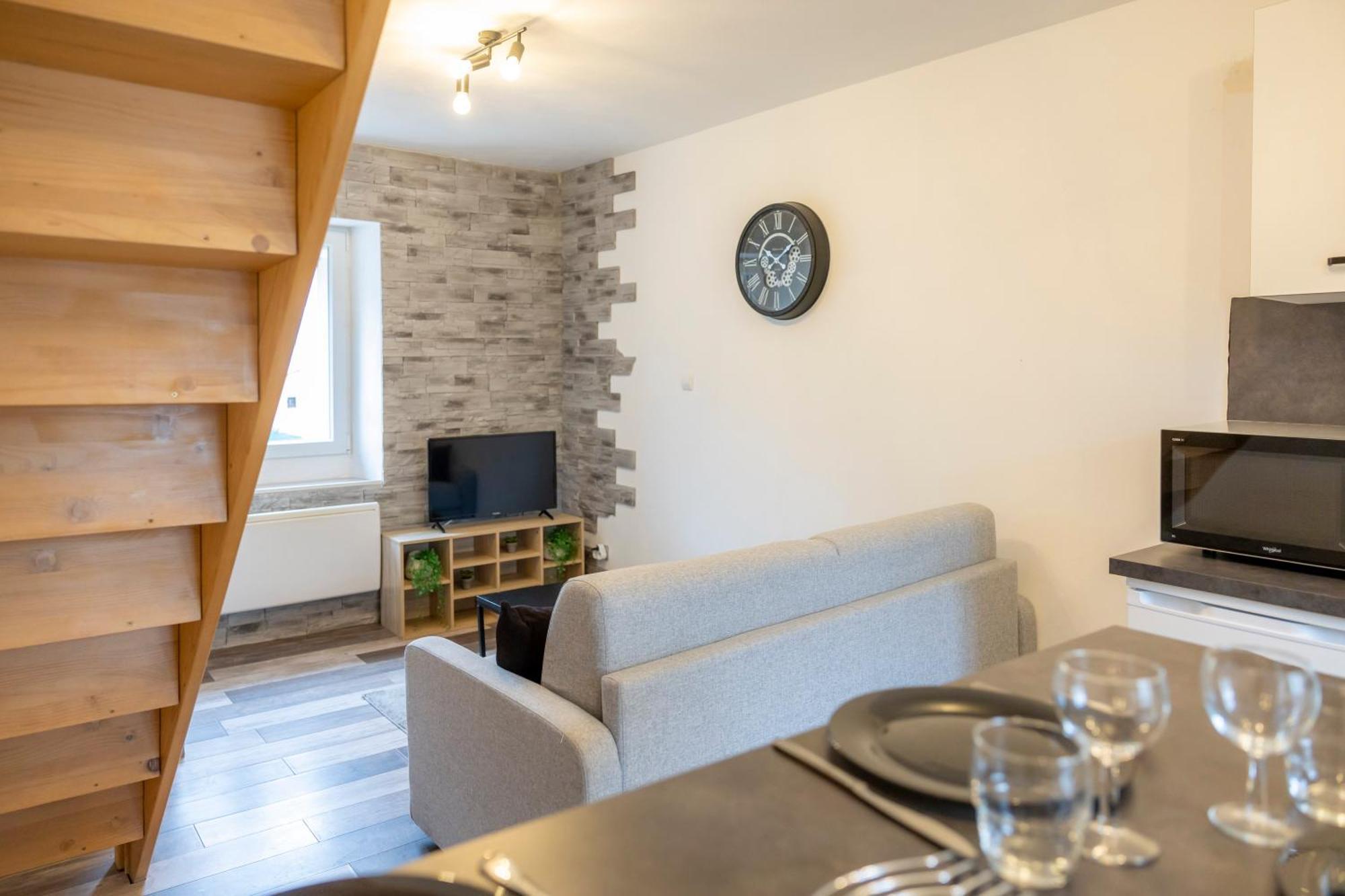 T2 Contemporain Idealement Situe Briancon  Exterior photo